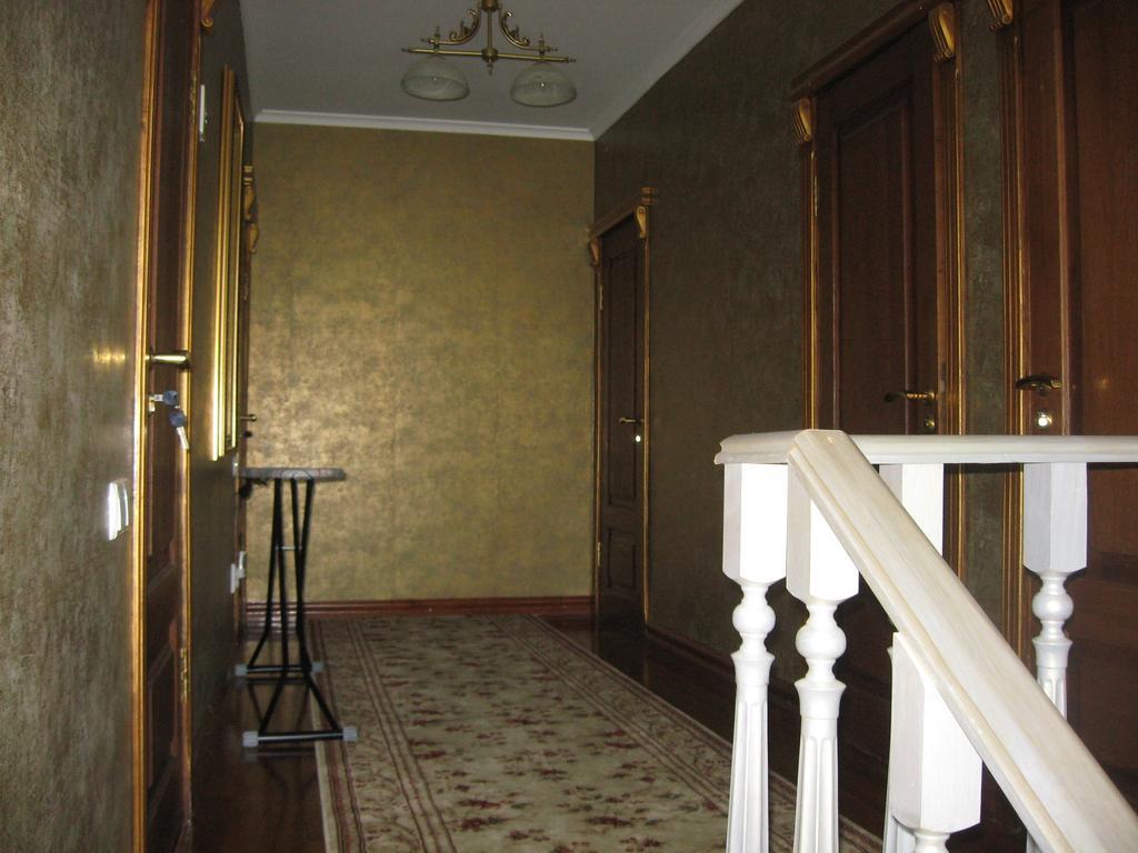 Guesthouse Grand Canyon Kamjanets-Podilskyi Eksteriør billede