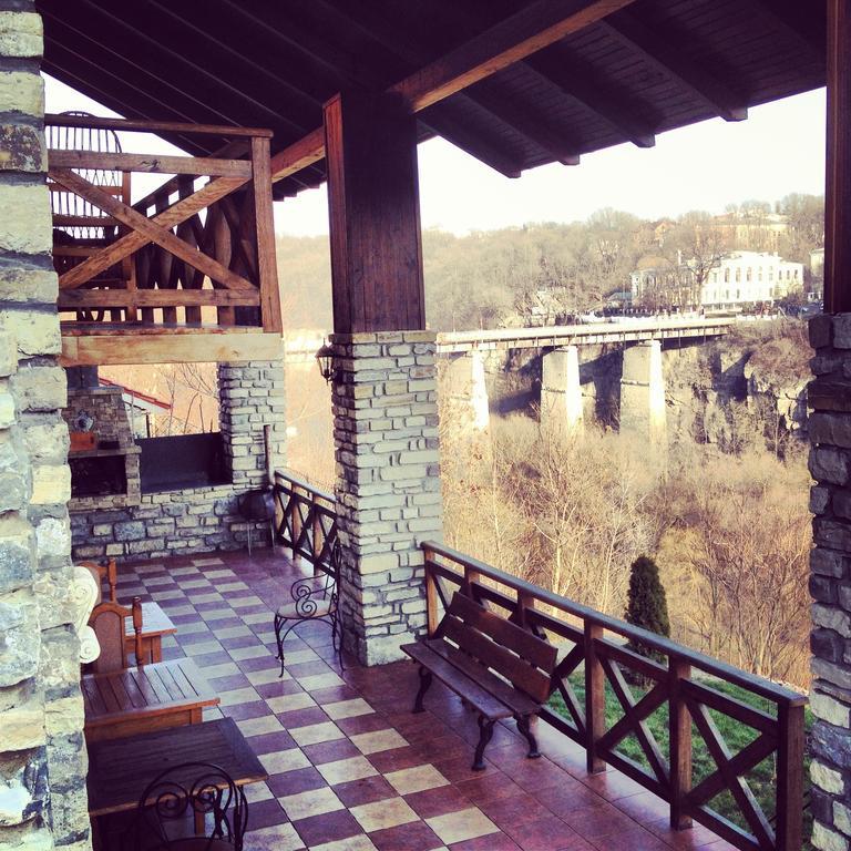 Guesthouse Grand Canyon Kamjanets-Podilskyi Eksteriør billede